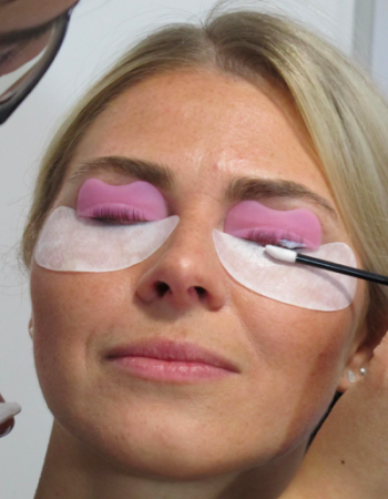 Neyes Cursus wimperlifting Training